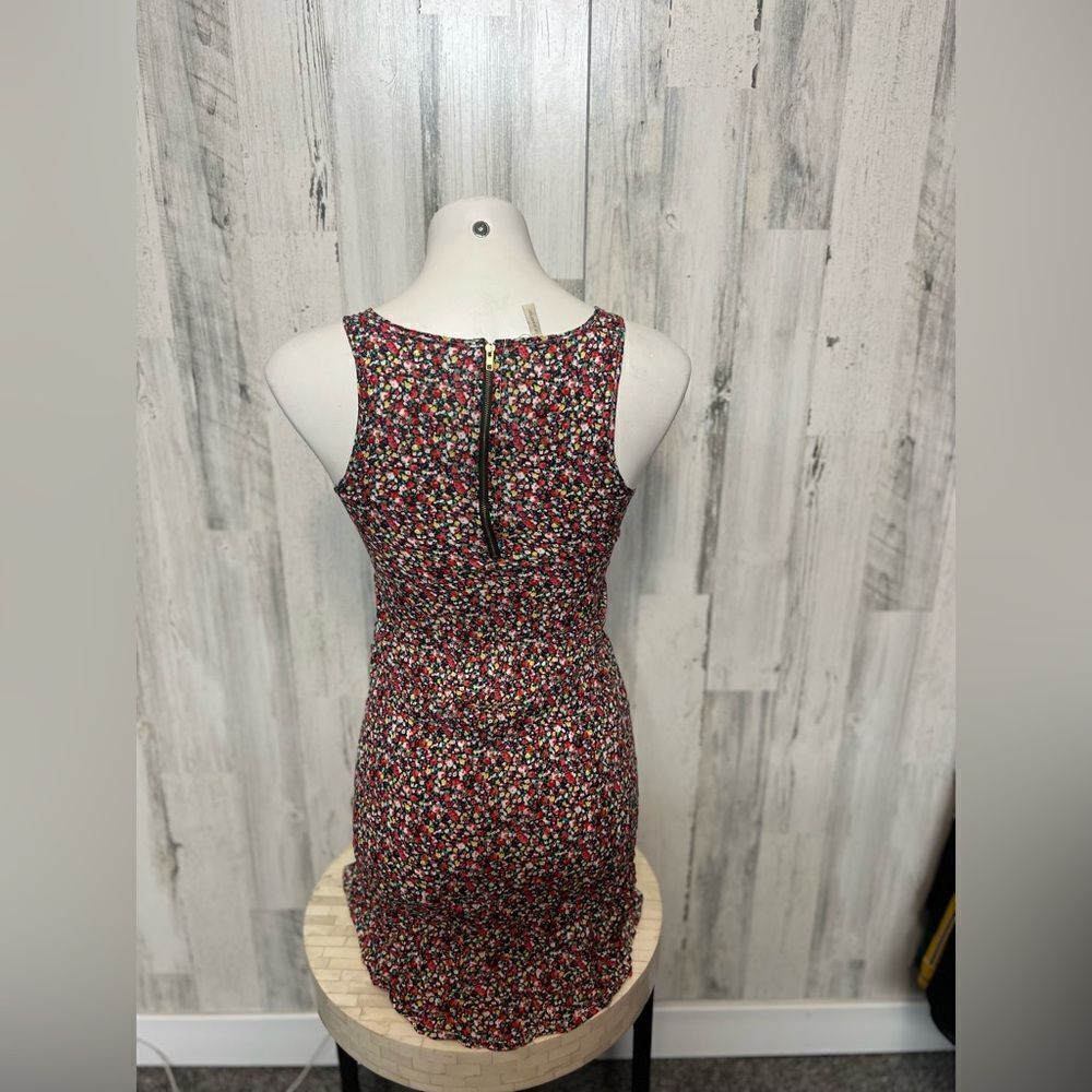 Floral dress  - Picture 4 of 5